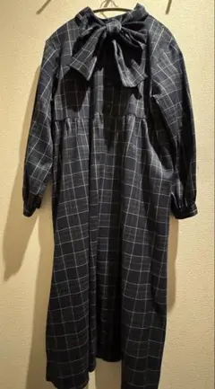 kutir クティールとレトロ ボウタイチェックワンピース Lサイズ