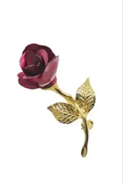 ジョバンニ・小さな赤い薔薇の蕾と金色リーフのブローチ
