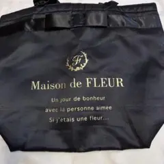 Maison de FLEUR ブランドロゴフリルハンドルトート ブラック M