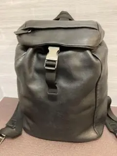 美品 プラダ 本革 黒色 リュック バックパック メンズ レディース