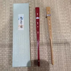 朱扇（朱骨広骨扇）白扇（白骨左骨扇）
