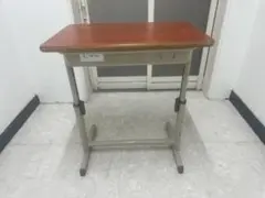 美品　学校机　テーブル　一台　引き取り限定価格　近場自社配達大阪府摂津市から