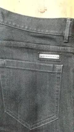 868 BURBERRY ダークグレー ストレートジーンズ
