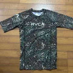 138 新品　ルーカ　Sサイズ　ラッシュガード　迷彩　※難あり