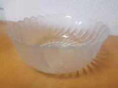 ガラスのボウル　パンチボウル　そうめん器　サラダボウル　フルーツ入れ　花器