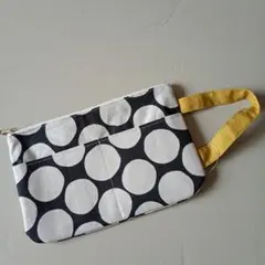 ハンドメイド　白黒ドット柄ポーチ