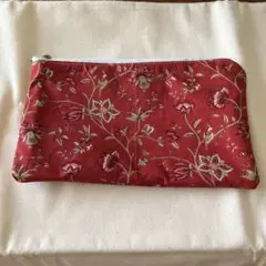 moda 赤い花柄ポーチ ファスナー付き