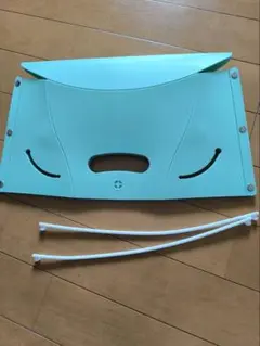 折りたたみチェア ライトブルー　持ち手付き