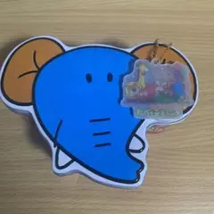 たべっ子どうぶつ　45周年記念キャラクター缶(全員集合キーホルダー)