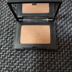 Item thumbnail for item fb75b897-0cb3-43ce-82dc-3bbcdb18f2b4