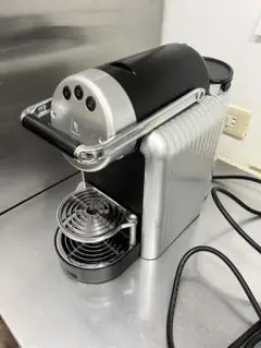 未使用】ネスプレッソ ジニアス ZN100業務用【開封済み】 変換
