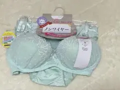 新品　ノンワイヤー ブラジャーショーツセット Mサイズ ミントグリーン