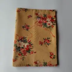 ハンドメイド　文庫本　ブックカバー