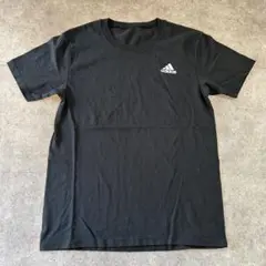 adidas アディダス　半袖Tシャツ　古着　黒　ブラック　ワンポイント