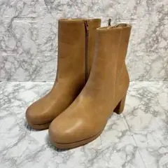 Item thumbnail for item 217ac81a-67f9-4932-ab08-6af55e3c47c7