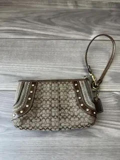 Item thumbnail for item eb1a65d1-dd5e-4073-98bb-40da7abbe7ac