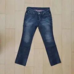 リーバイス　ストレート　ローライズ　デニム