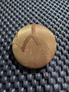 くるみボタン　クリップ付きピンバッジ