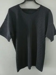 【最終値下げ】HOMME PLISSE ISSEY MIYAKE ネイビー３