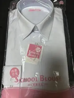 ￼新品スクールブラウス　￼ 145センチスクールブラウス