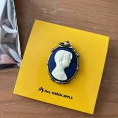 Item thumbnail for item 52e3ab44-c7b9-4519-90e0-5ff8589cda7e