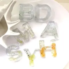 イニシャルキーホルダー(ネーム入れ可能)
