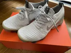NIKE AIR