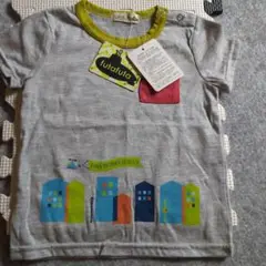 futafuta グレー Tシャツ 街のイラスト