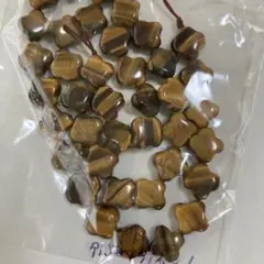 タイガーアイ　フラワー、並びにブラウンチベットメノウ