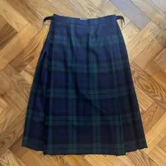 Item thumbnail for item 762cad78-e1e3-4403-8841-ad5afb3dcb1c