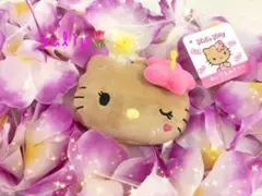 スピンズ　日焼け　ハイビスカス　ハローキティ　ぬいぐるみ　キーホルダー　チャーム