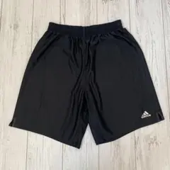 adidas ブラック ハーフパンツ M