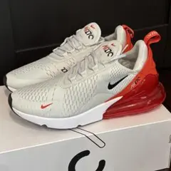 新品　NIKE AIR MAX 270 27.5cm