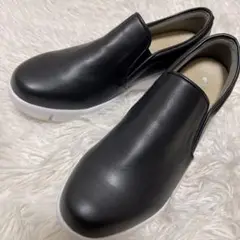 美品 ラックラック 空飛ぶパンプス 黒 レザー 厚底 スリッポン 24