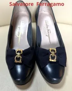 Salvatore Ferragamo ネイビー リボンシューズ