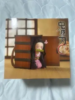 【新品未使用】木箱から禰豆子　フィギュア