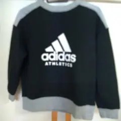 adidas トレーナー 黒 グレー 130