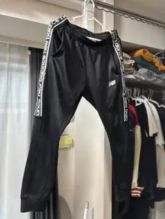 New Balance ブラック ジョガーパンツ
