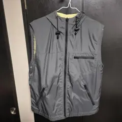 BEAMS ナイロンベスト Mサイズ