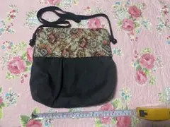 ハンドメイド ショルダーバッグ　花柄　ショルダーバック　サコッシュ　ポシェット