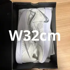 NIKE Sabrina 2