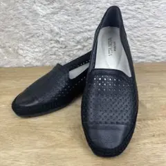 美品✨　VITANOVA 本革パンチングスリッポン ブラック 23.5cm相当