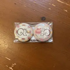 ピエール エルメ パリ　鎌倉紅谷　コラボ　缶バッジ2個セット