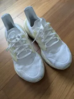 adidas Ultra Boost 22 ホワイト