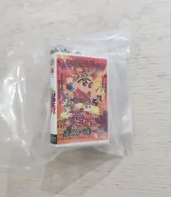 クレヨンしんちゃん　ビデオテープミニチュアチャームコレクション