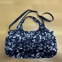 ウェッジウッド　花柄ショルダーバッグ 黒