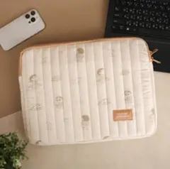 【発送8月末〜】クレヨンしんちゃん ノートPCケース　パソコン・タブレットケース