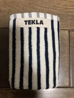 Item thumbnail for item 9fda135e-e9e8-4ac1-a054-83db4d1db8fd