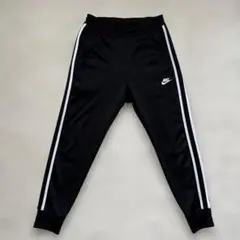 Item thumbnail for item 71dcff63-49f7-4f26-8a51-125ae1c56fca