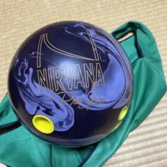 ボウリングボール